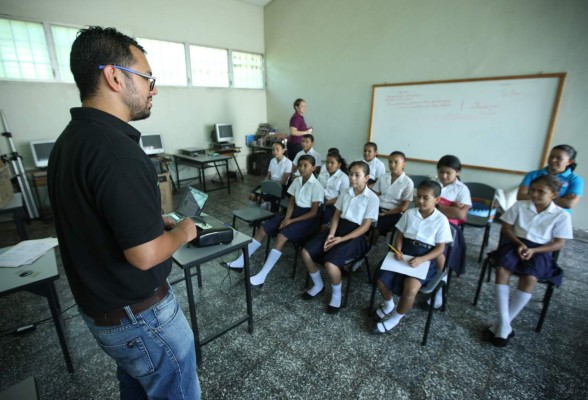 Escuelas amplían conocimientos sobre la separación de los desechos