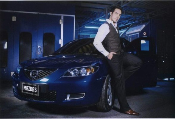 Enrique Rosa representa al país en el Mister World 2016