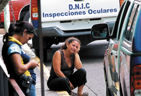 Un muerto y un herido en enfrentamiento entre policías y supuestos delincuentes