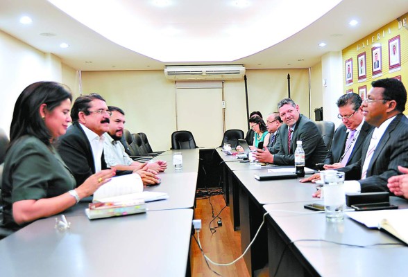 TSE acompañará a Libre, pero no controlará internas