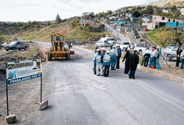 Construcción de tres pasos a desnivel