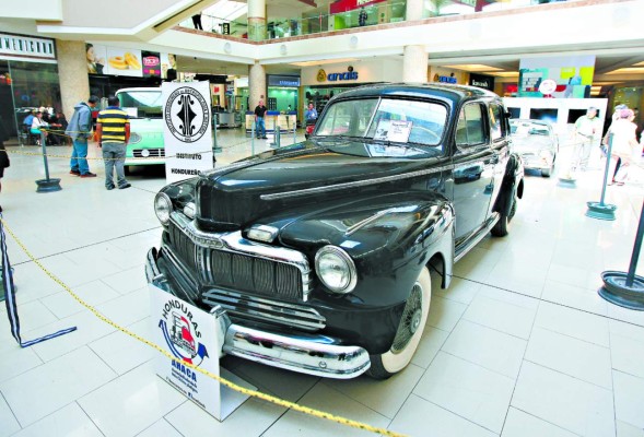 Formalizan arreglo de restauración