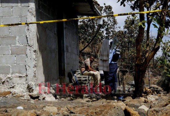 La apuñalaron de madrugada y enfrente de su hijo de cinco años: conmoción en la colonia Guzmán