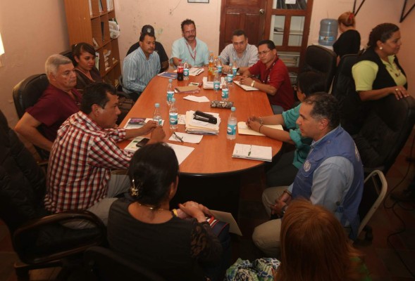 Alcaldía, Salud y OPS decretan emergencia