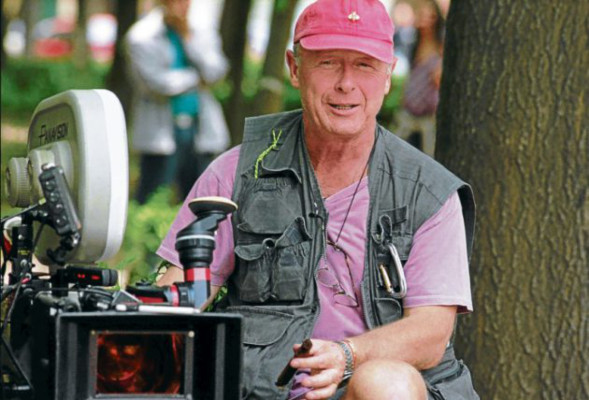 Cineasta Tony Scott, director de 'Top Gun”, se suicida tirándose de un puente