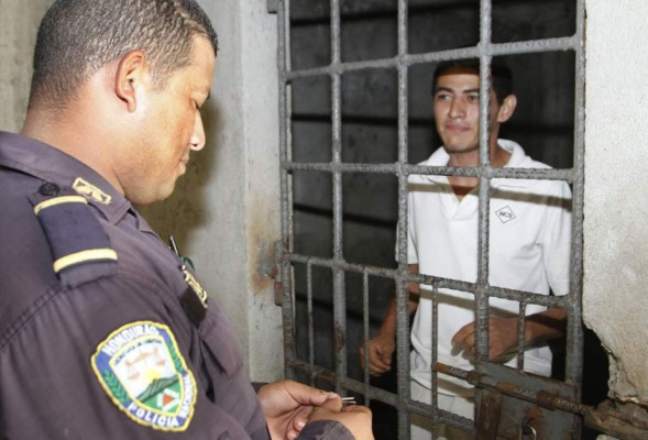 Honduras: Le caen 30 años por matar a su bebé de un puñetazo