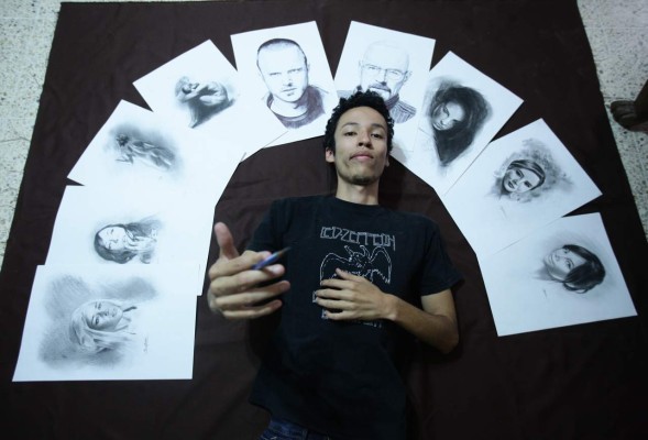 El polifacético arte de un pintor autodidacta