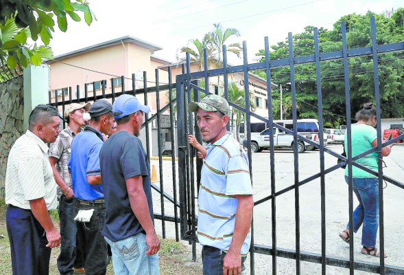 Identifican y buscan al autor de la masacre en Santa Bárbara