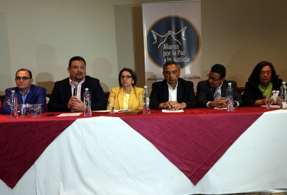 Piden extender el período a la Comisión de Depuración Policial