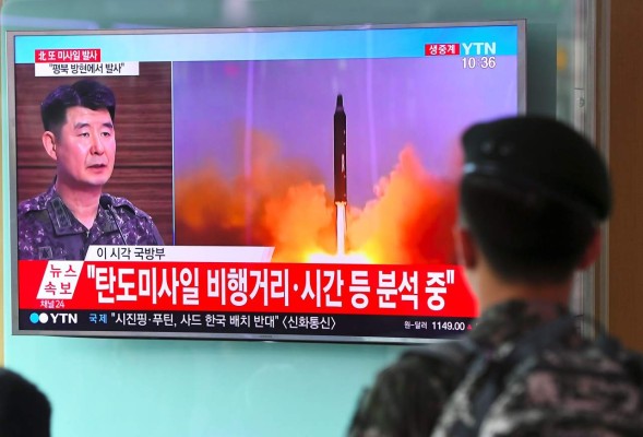 Kim Jong-Un: misil fue un 'regalo' para EEUU por Día de Independencia (KCNA)