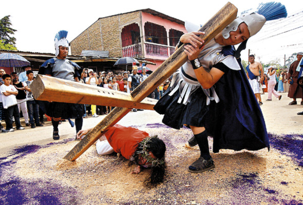 Feligreses de la San Francisco recuerdan el ejercicio piadoso