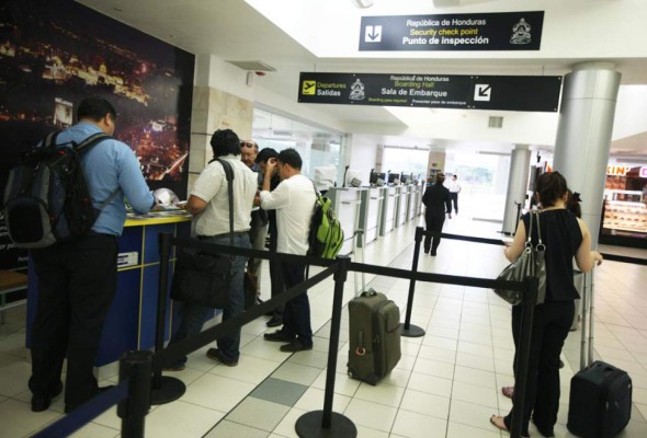 Air France cambia vuelos por huelga de pilotos