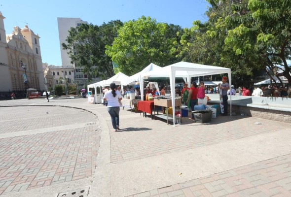 Al menos 700,000 personas dejaron la capital esta semana