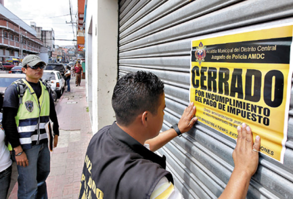 Hallan piezas de auto robado en Guatemala