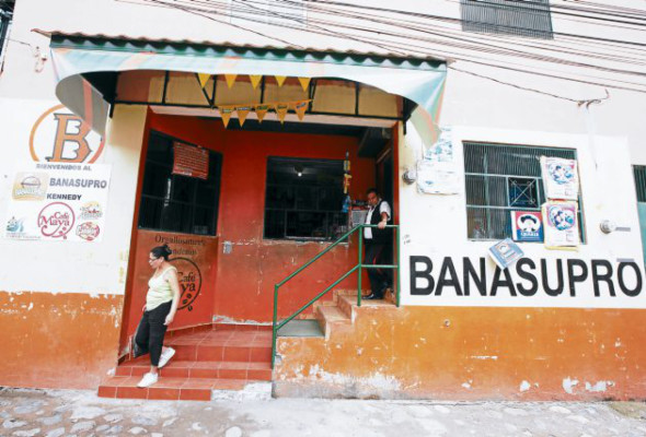 Movilizan Banasupro: 20 camiones distribuirán alimentos