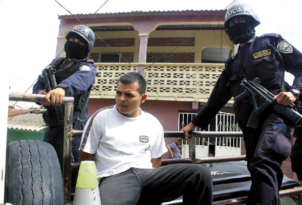 Más de 6 millones de lempiras llevaba furgón