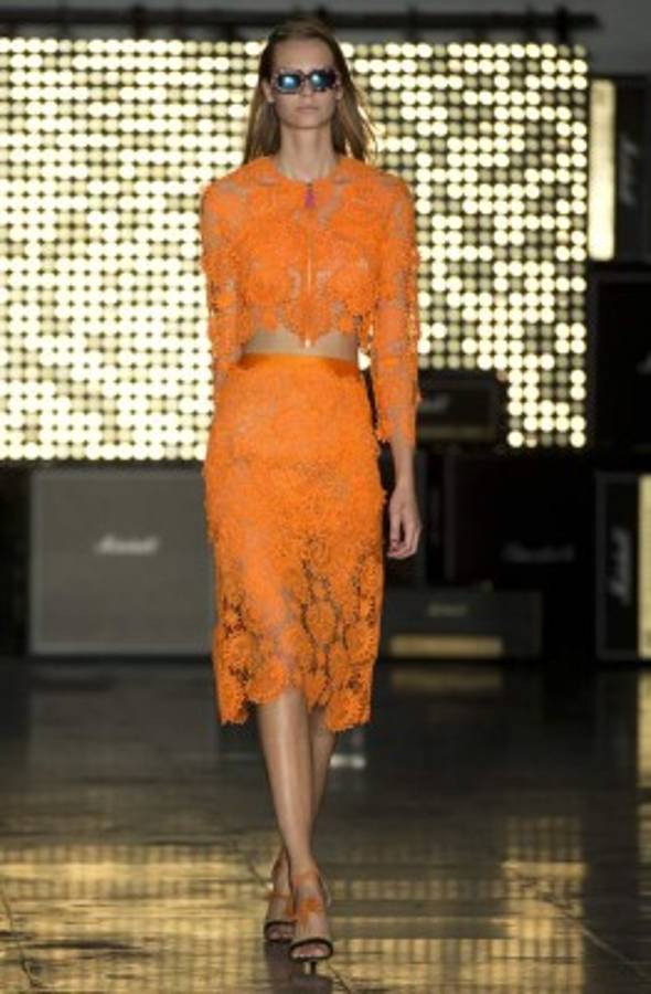 Color y sensualidad en fashion de Londres