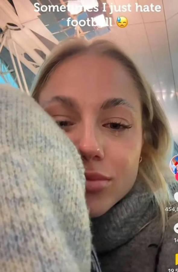 La “futbolista más bella del mundo” desata polémica por curioso motivo: Lo revelan