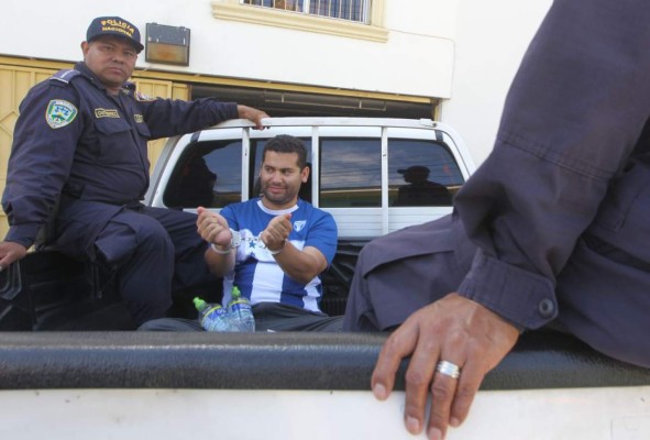 Medidas sustitutivas contra Miguel Briceño