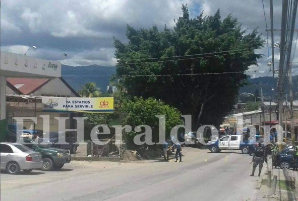 Balacera deja una persona muerta y varias heridas en distribuidora de pollos en colonia La Pradera de Comayagüela