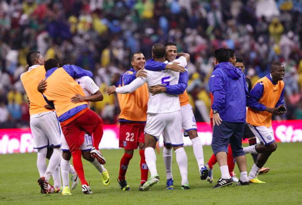 Fotos del camino y clasificación de Honduras a Brasil 2014