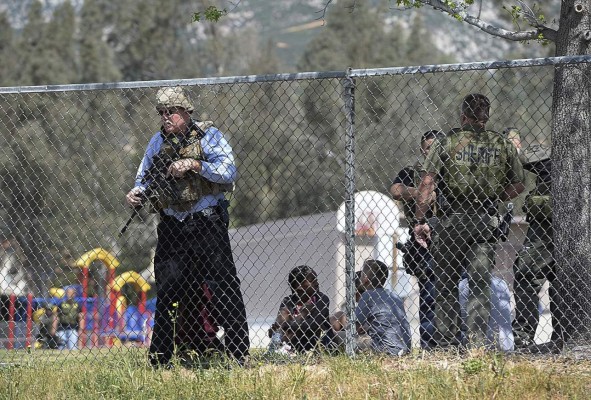 California: Tiroteo deja dos adultos y un menor muertos