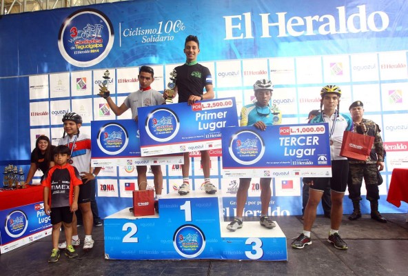 III Vuelta Ciclística: honor, recuerdo y merecida victoria