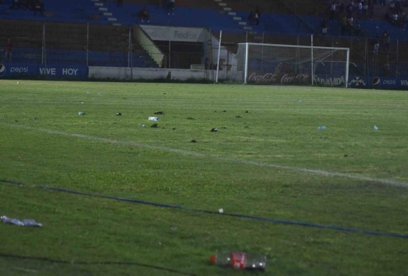 Fotos de la batalla campal en La Ceiba entre jugadores de Marathón y Vida