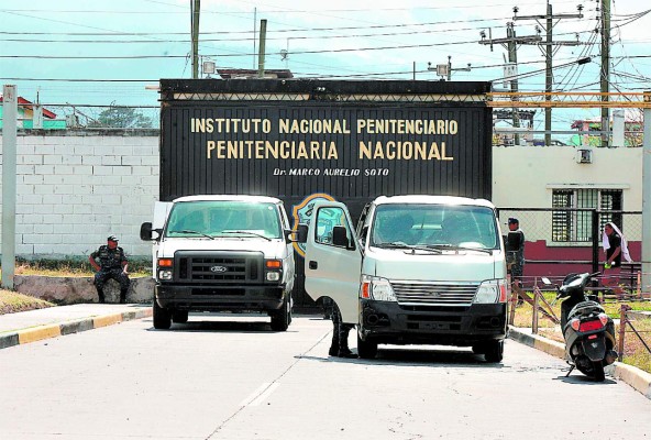 Remezón en centros penales de Honduras