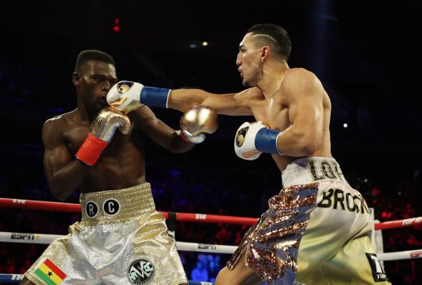 'Honduras, esto es para ti': Así se coronó Teófimo López campeón mundial de peso ligero