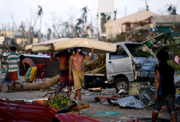 Marchan en Filipinas para levantar los ánimos