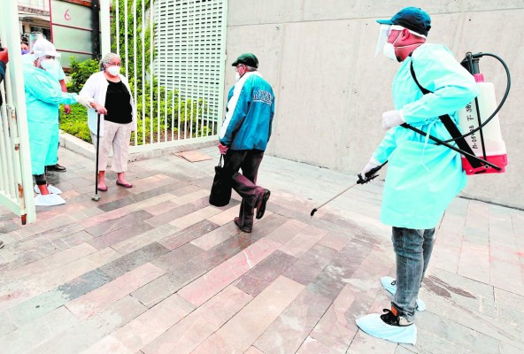 Triaje del Centro Cívico atendió a 98 personas y registró el primer fallecido