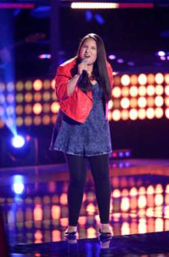 La hondureña Keily Valenzuela durante su presentación.