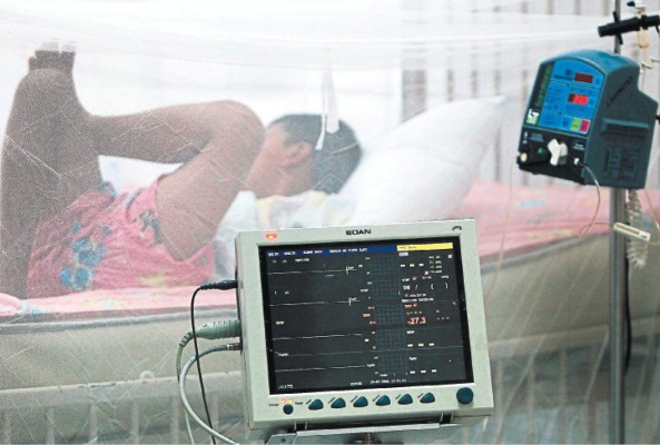 Seis de cada diez víctimas del dengue son menores de edad