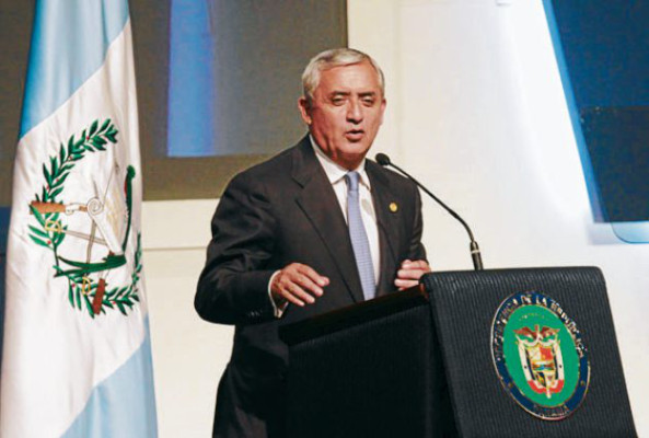 Pérez Molina dice que es legal extradición de Portillo