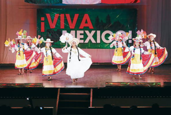 Kuikaltiani, embajadora del folclore