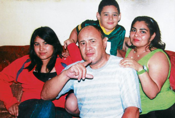 'Una vez casi me secuestran en una de mis giras artísticas”