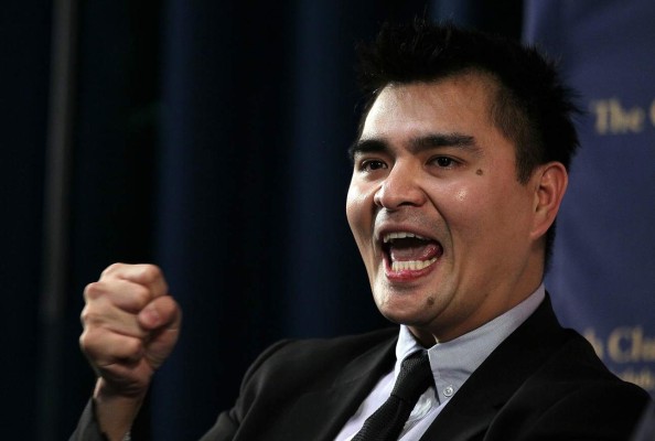 Liberan a símbolo del activismo proinmigrante