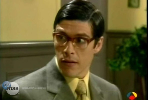 Nicolás Mora, compañero inseparable de Betty la Fea