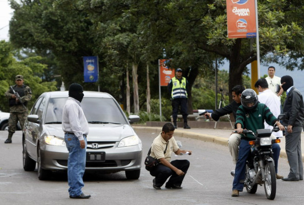 Con testigos protegidos, reconstruyen escena del asesinato de Alfredo Landaverde