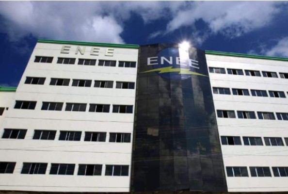 En riesgo de fracasar el plan de rescate del sector eléctrico por falta de ejecución