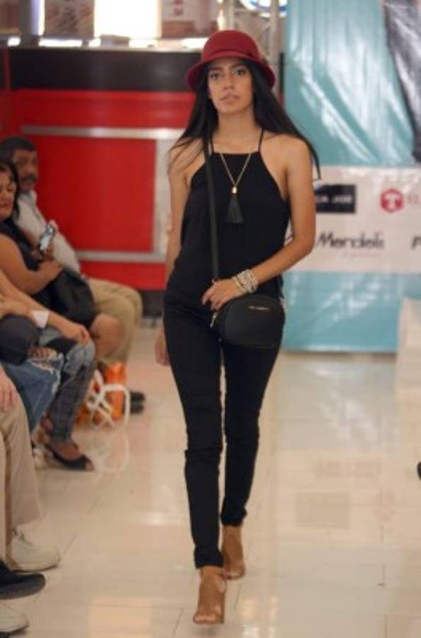 Metromall brinda las pautas de lo 'in” en una pasarela dedicada a mamá