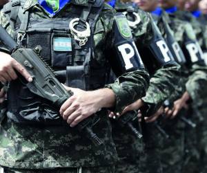 Por su formación, los militares son cuestionados en las tareas de seguridad interna, ya que cometen muchos abusos con los ciudadanos. E