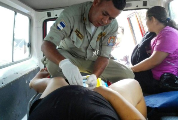 Hondureña da a luz en una ambulancia
