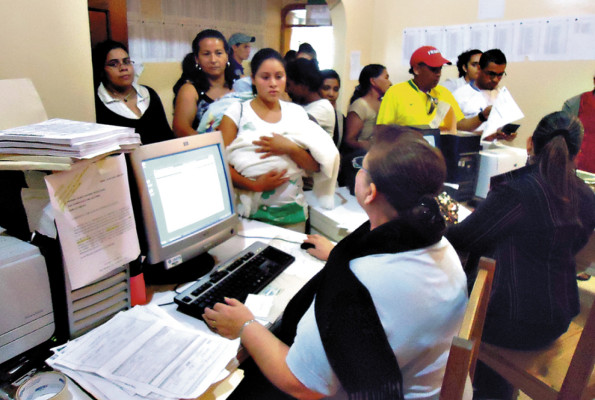 Gobierno da asueto el lunes a la burocracia