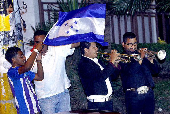 Honduras celebra a lo grande la clasificación
