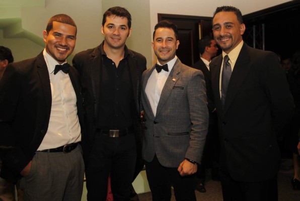 Entregan Orden José Cecilio del Valle a Jorge Montenegro