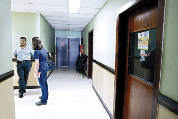 La voz de Honduras llora a Villatoro