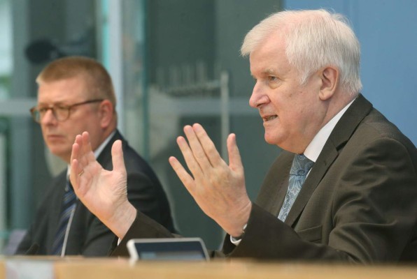 Alemania revela información sobre la extrema derecha en la policía