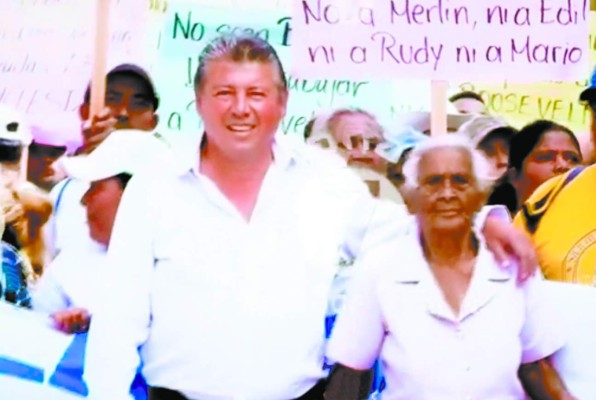 Toma de sede de la Alcaldía de Talanga desata batalla campal